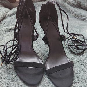 Lace up Cassie shoes